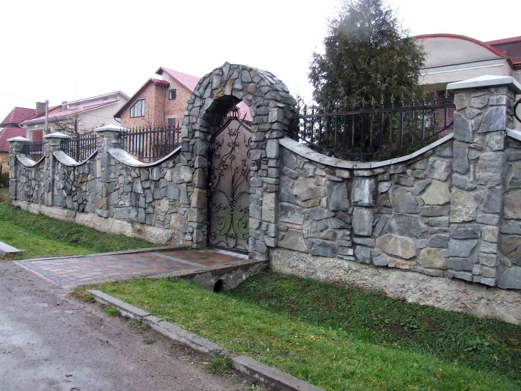 секційні металеві 3D паркани